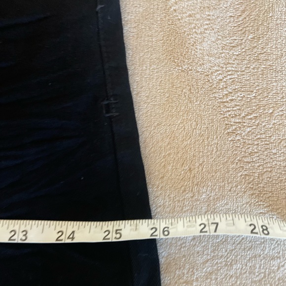 Kenneth Cole Tapered Fit Straight Leg Jeans - Size 44x32 - Picture 11 of 16